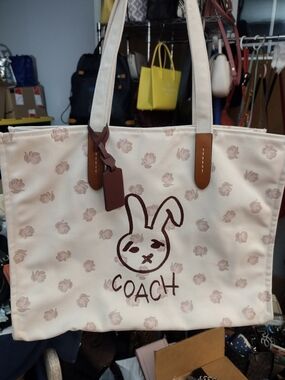 Coach Lunar New year Tote 42 with rabbit